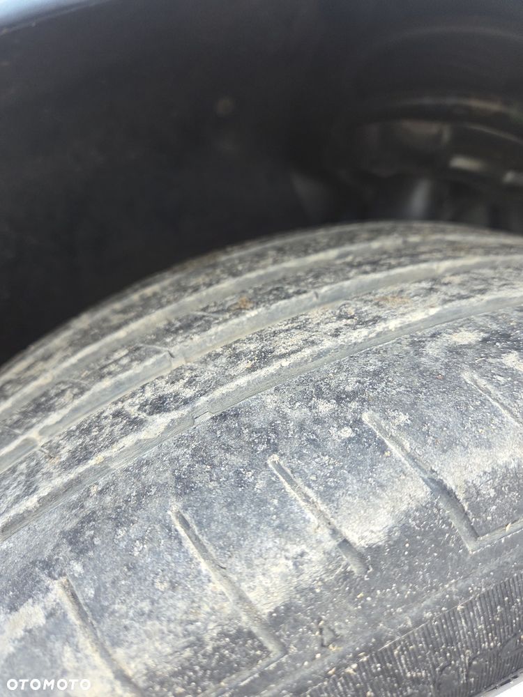 Volkswagen Jetta 1.6 Trendline - 22