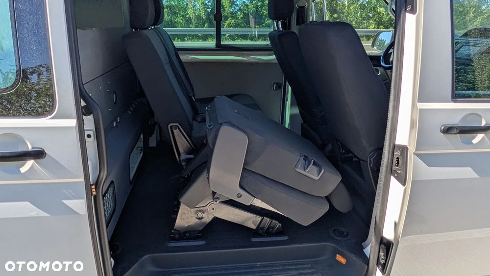 Volkswagen Transporter Caravelle DSG Lang Highline - 9