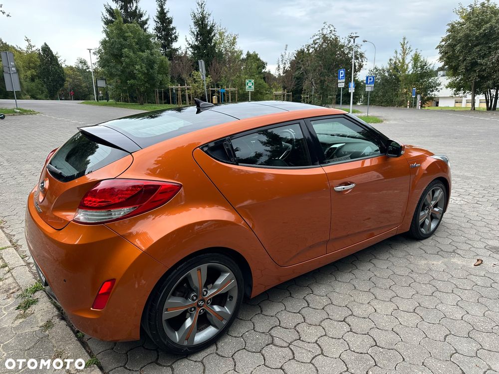 Hyundai Veloster 1.6 GDI Premium - 3