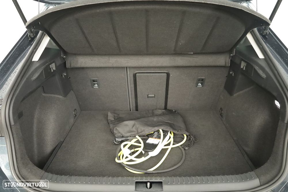 Cupra Formentor 1.4 e-Hybrid DSG - 24