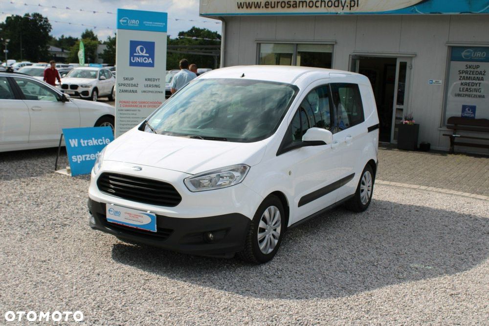 Ford Transit Courier - 2