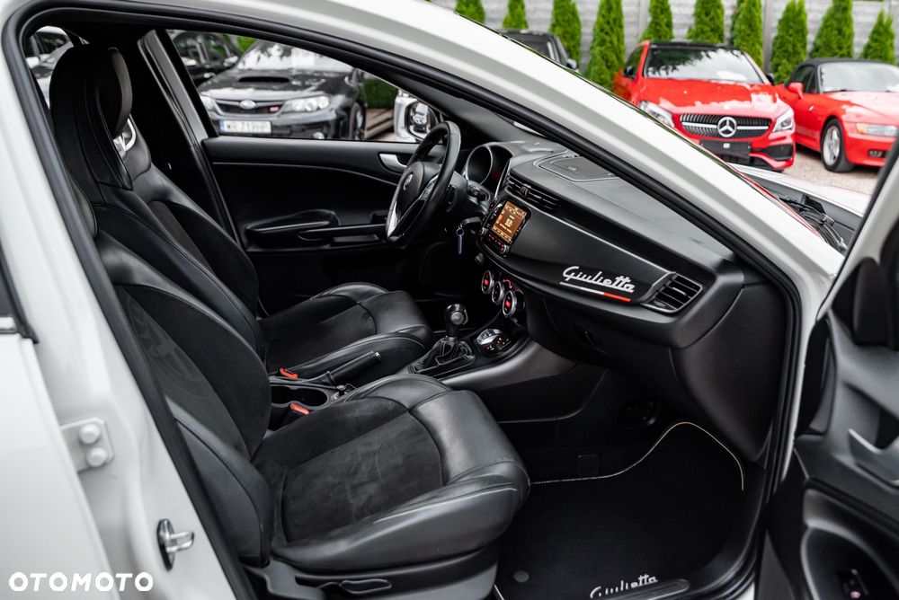 Alfa Romeo Giulietta 1750 TBi QV TCT - 23