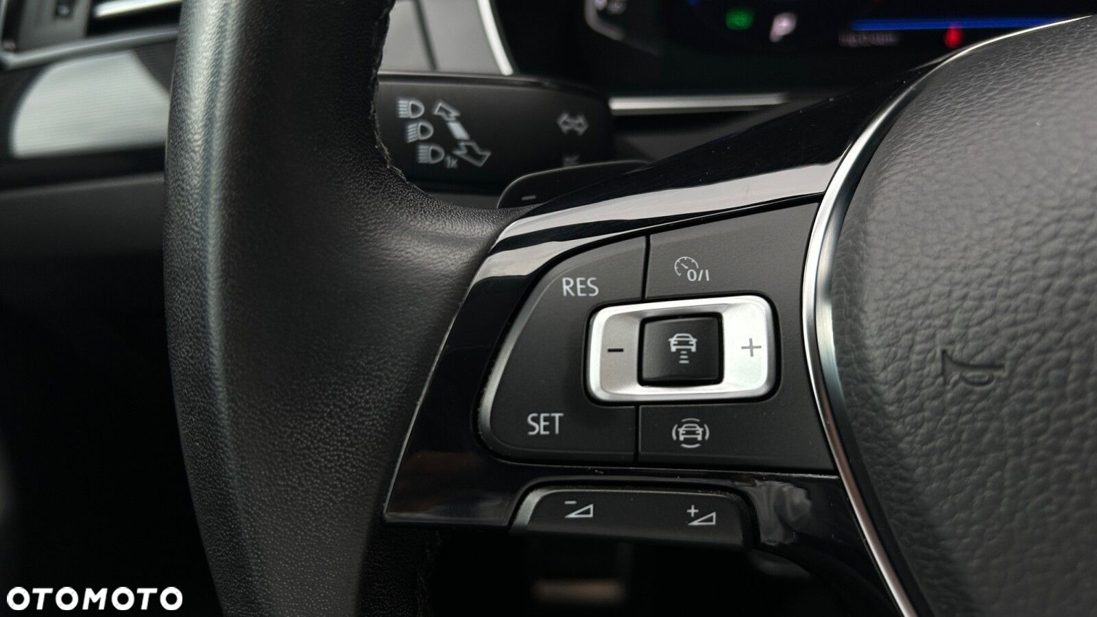 Volkswagen Arteon 2.0 TDI SCR Elegance DSG - 16