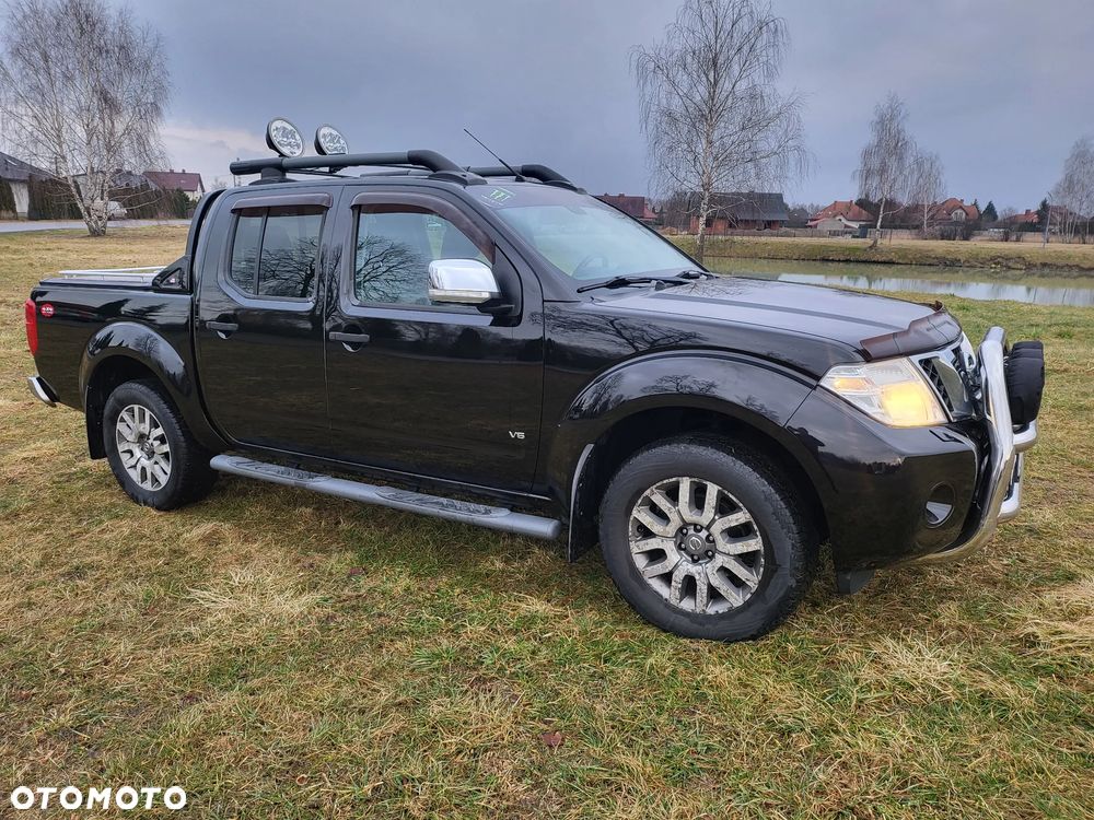 Nissan Navara 3.0 D V6 Platinum Long - 24
