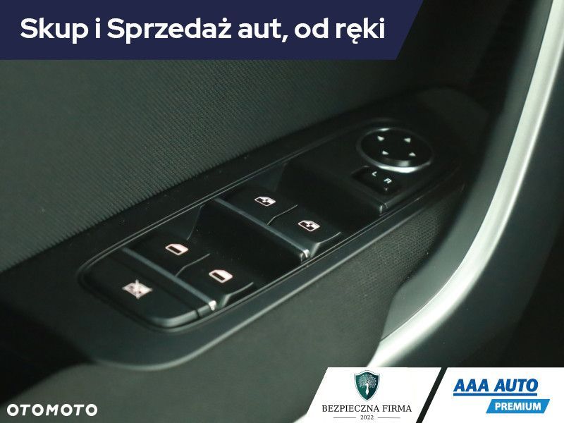 Kia Ceed - 16