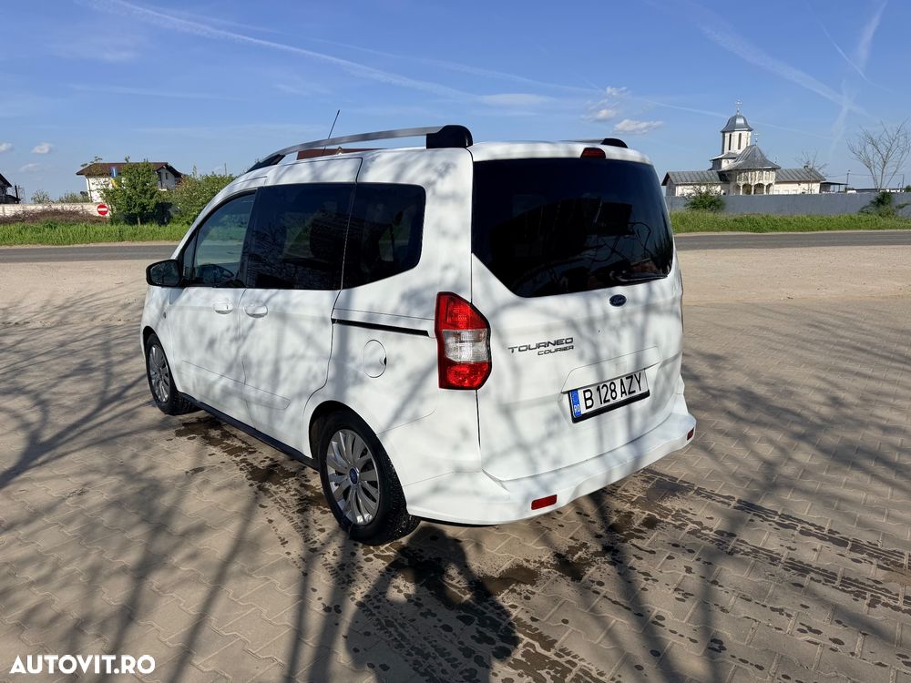 Ford Tourneo Courier - 3