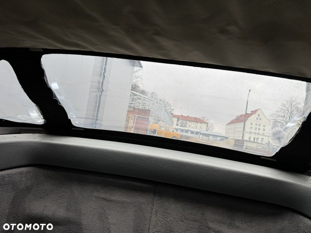 Mercedes-Benz SL - 23