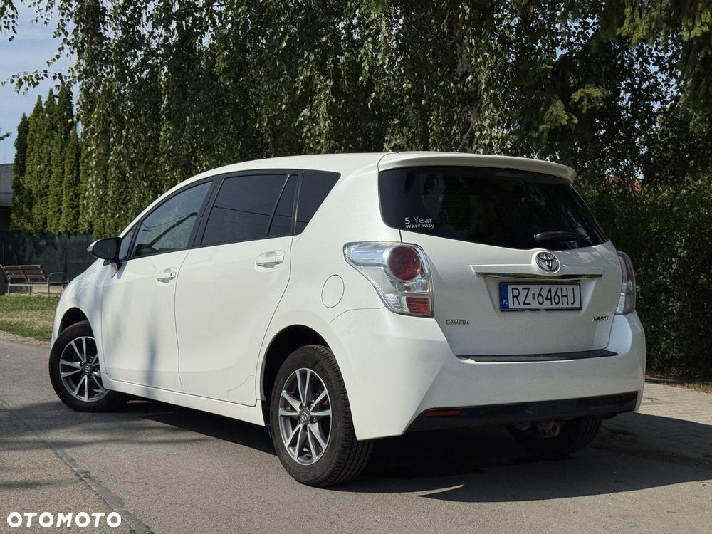 Toyota Verso - 6