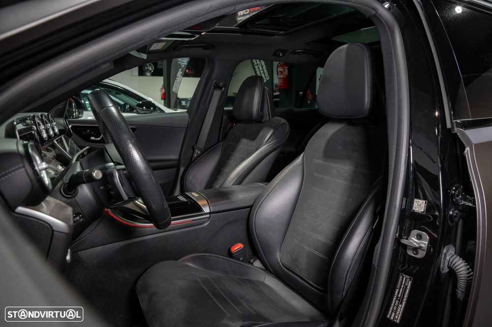 Mercedes-Benz C 300 e AMG Line - 26