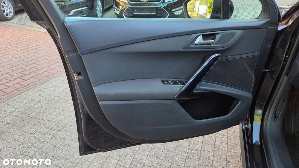 Peugeot 508 BlueHDi FAP 150 Stop&Start Allure - 23