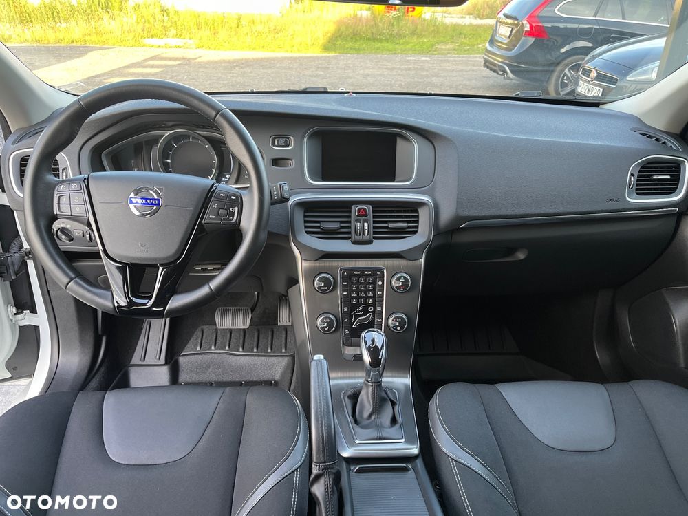 Volvo V40 - 37