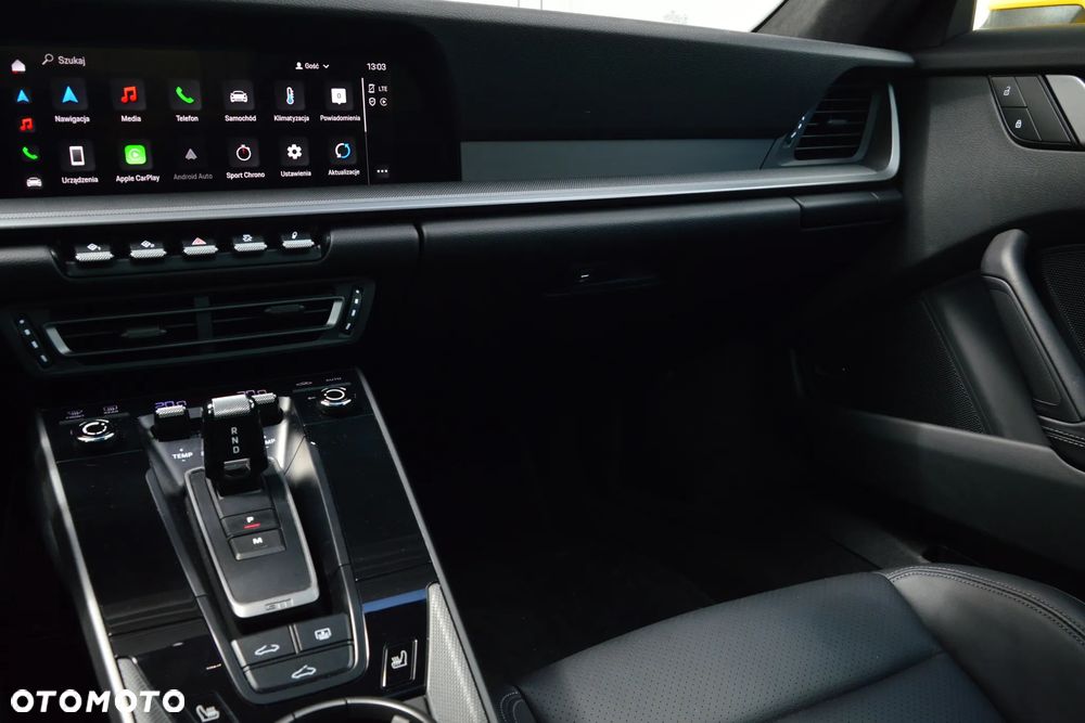 Porsche 911 Carrera S - 33