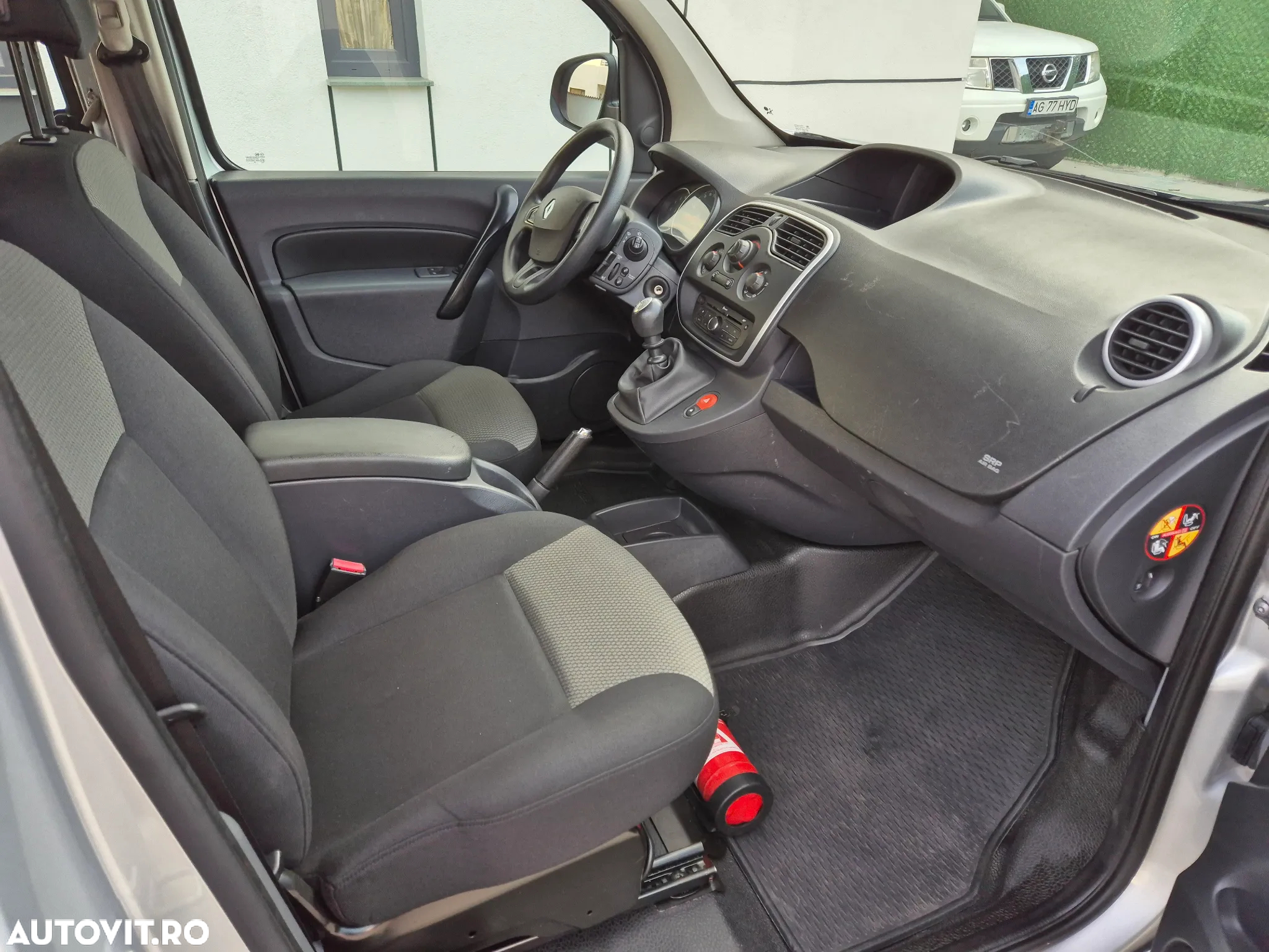 Renault Kangoo dCi 110 FAP Start & Stop Grand - 11