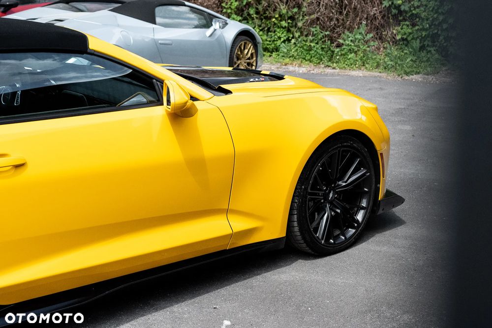 Chevrolet Camaro - 20