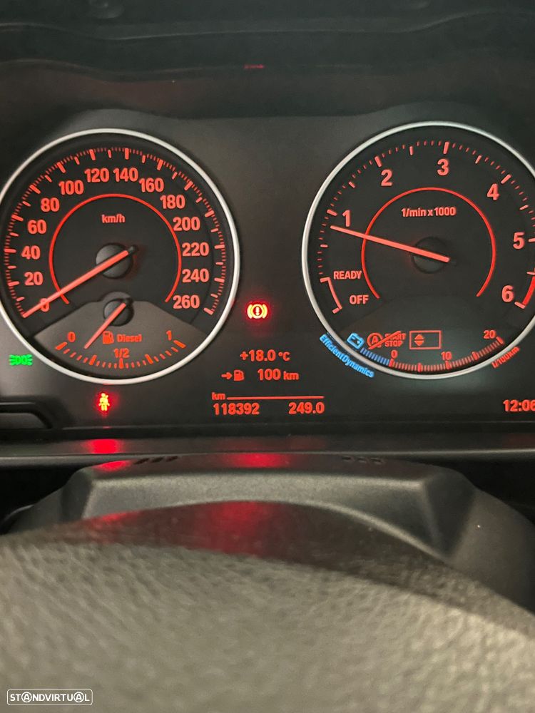 BMW 218 d Cabrio Line Sport - 12