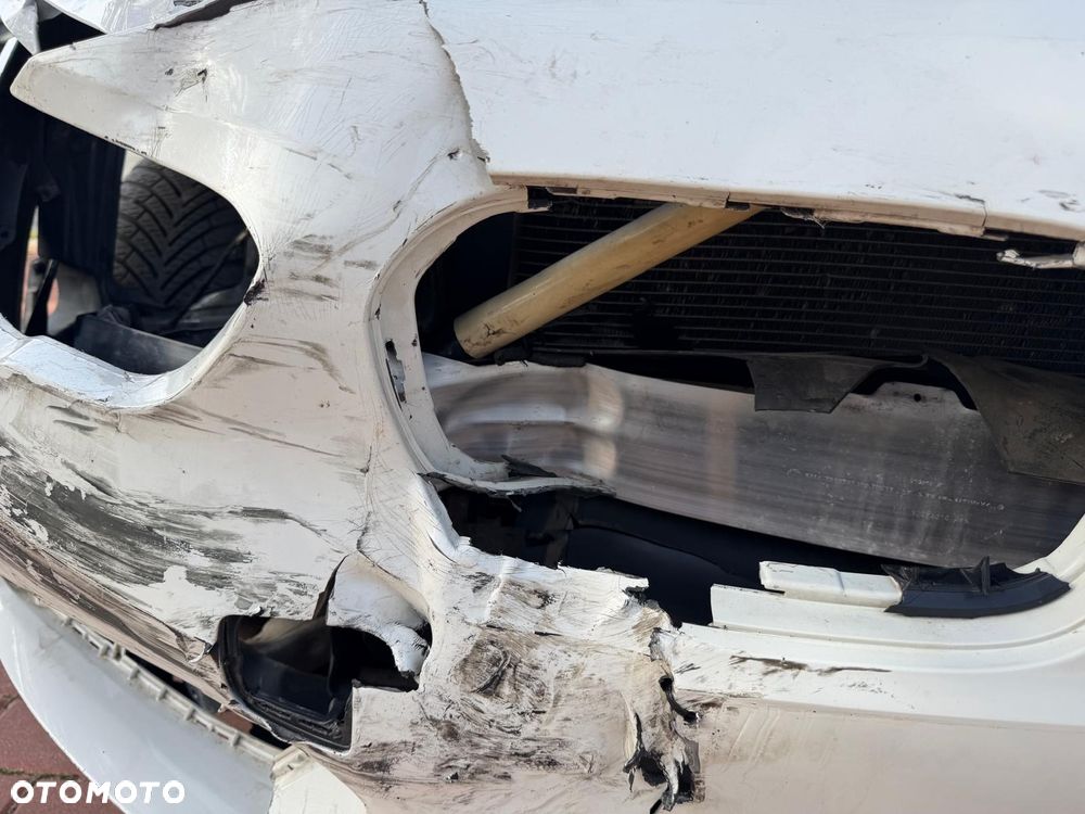BMW Seria 1 - 15