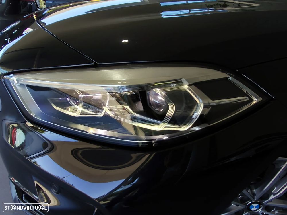 BMW 116 d Pack Desportivo M Auto - 32