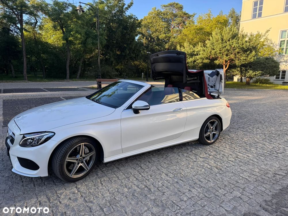 Mercedes-Benz Klasa C 300 9G-TRONIC - 7