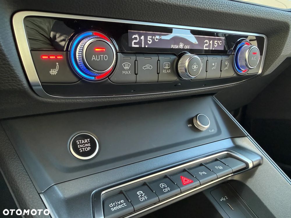 Audi Q3 40 TDI Quattro S tronic S line - 24