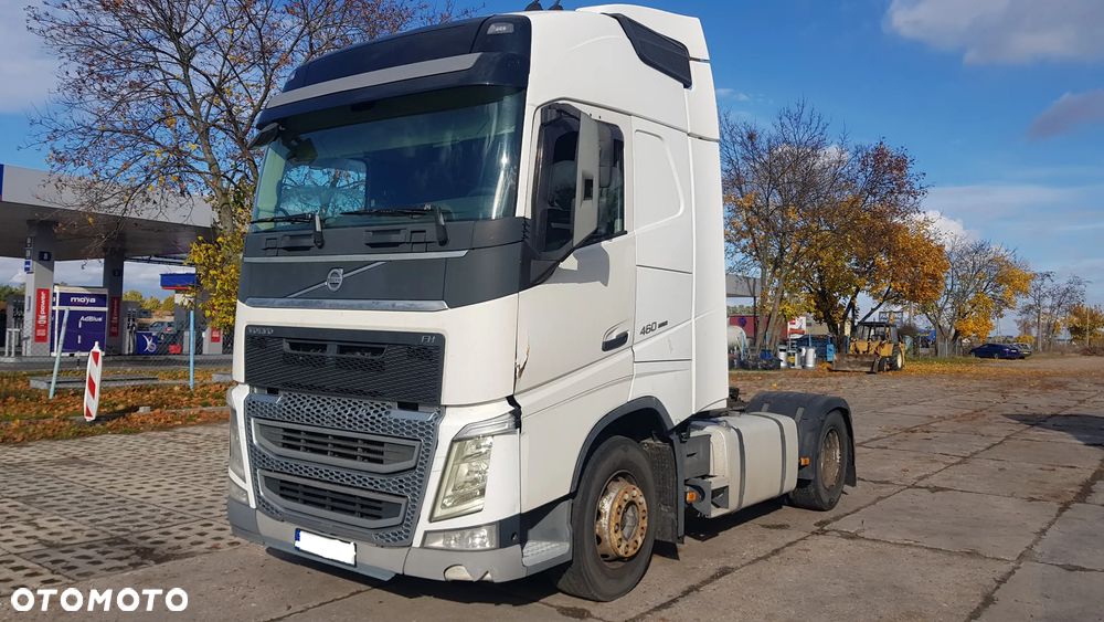 Volvo - 2