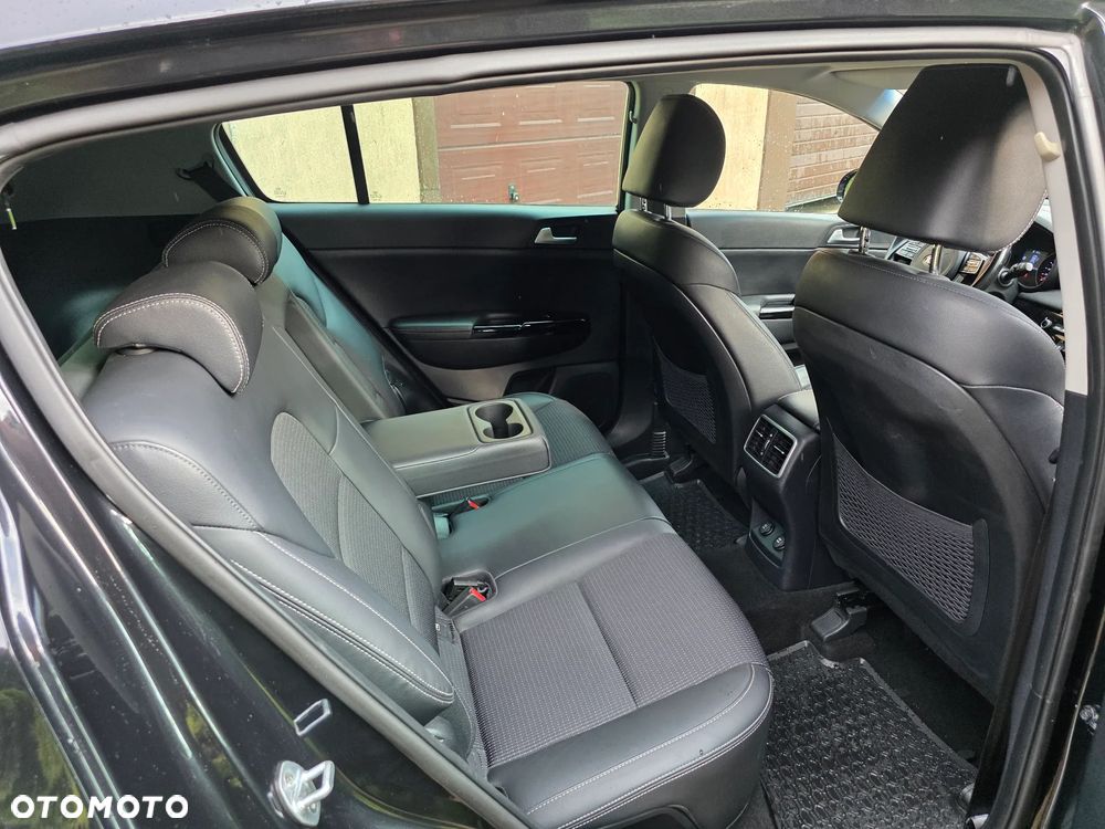 Kia Sportage 1.6 CRDI AWD DCT PLATINUM - 13