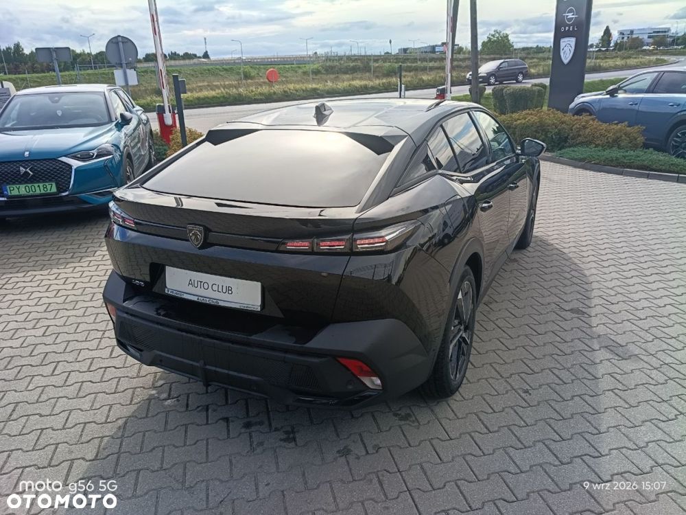 Peugeot 408 - 6