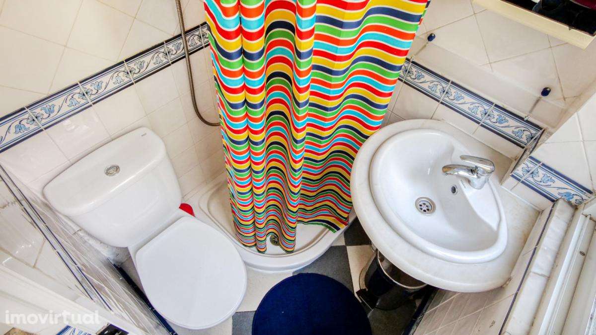 Quarto - localizado em Arroios Lisbon - Grande imagem: 4/23