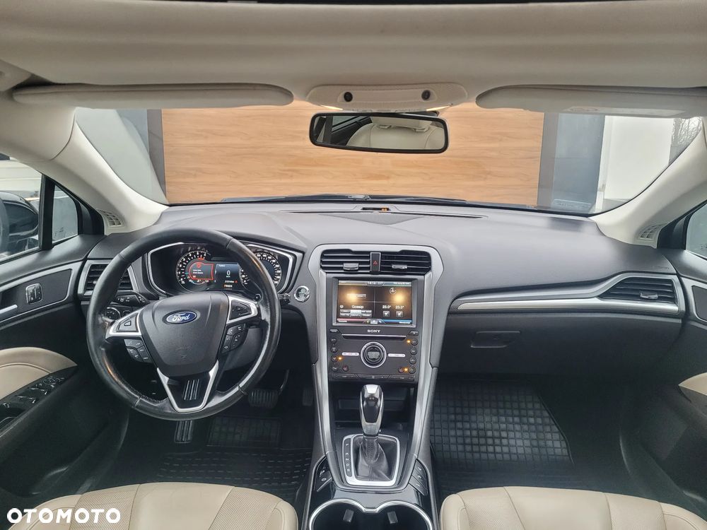 Ford Mondeo 2.0 TDCi Titanium 4WD PowerShift - 11