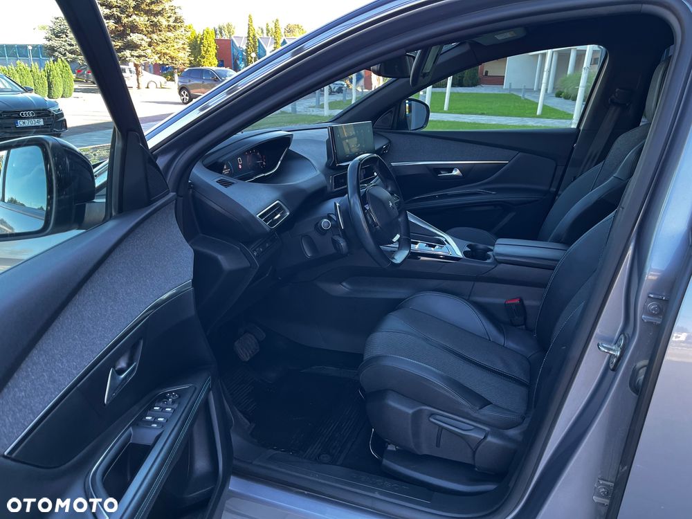 Peugeot 3008 1.5 BlueHDi Allure Pack S&S EAT8 - 24