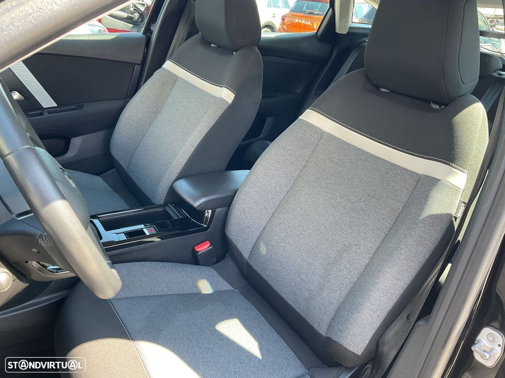 Citroën C4 1.2 PureTech Feel - 19