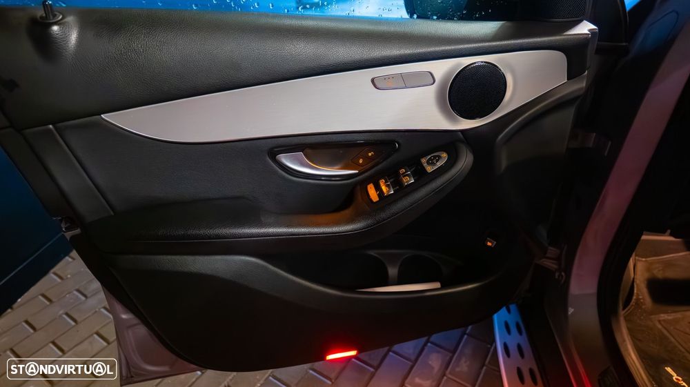 Mercedes-Benz GLC 300 de 4Matic - 11