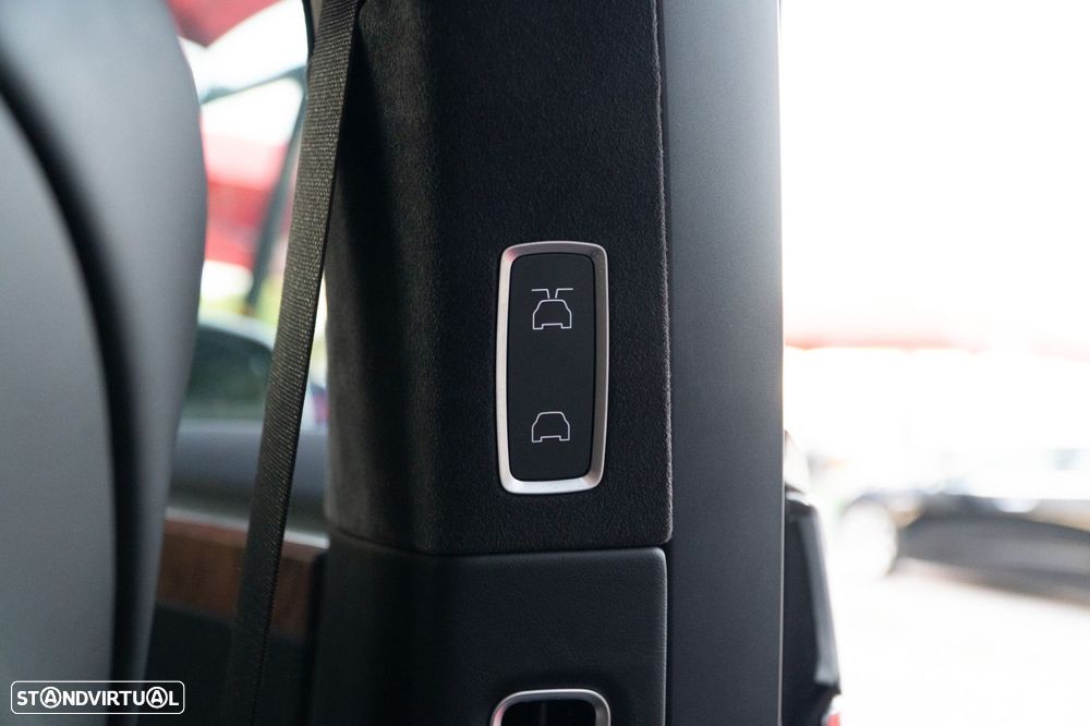 Tesla Model X 75D AWD - 14