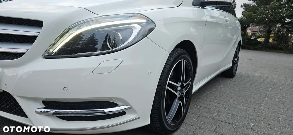 Mercedes-Benz Klasa B 200 (BlueEFFICIENCY) 7G-DCT - 14