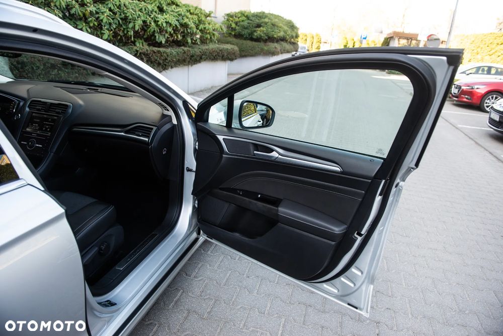 Ford Mondeo 2.0 TDCi STart-Stopp PowerShift-Aut Titanium - 25