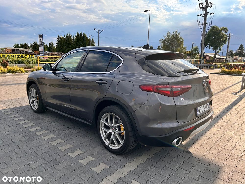 Alfa Romeo Stelvio 2.0 Turbo First Edition Q4 - 6