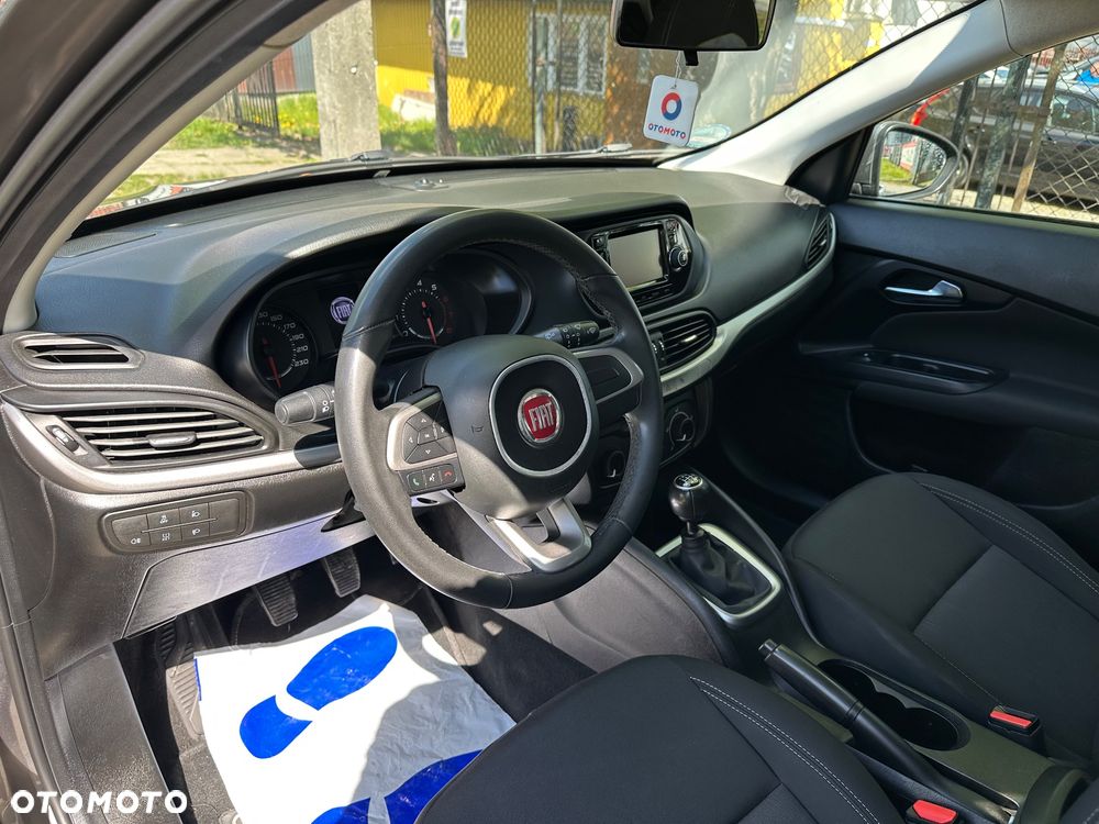 Fiat Tipo 1.4 16v Easy - 18