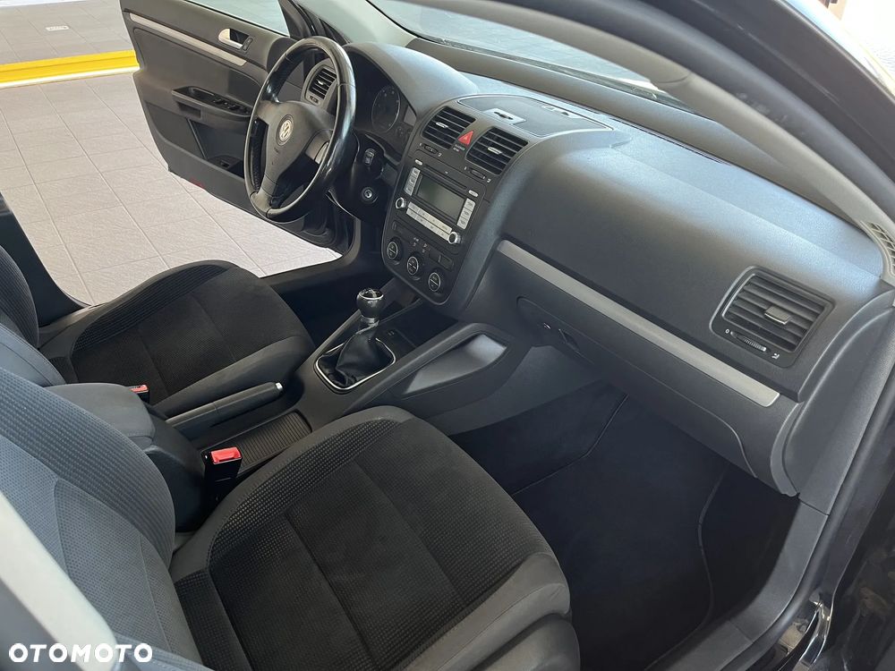 Volkswagen Jetta 1.9 TDI DPF Comfortline - 11