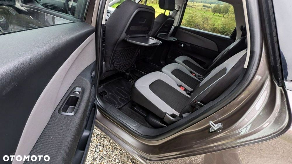 Citroën C4 Picasso - 22