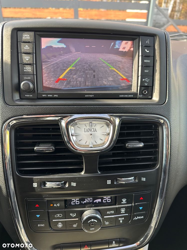 Lancia Voyager 2.8 Multijet 16v Platinum - 12