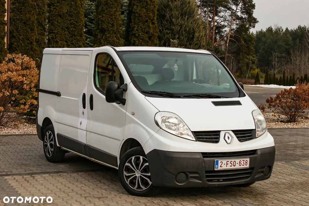 Renault Trafic - 11