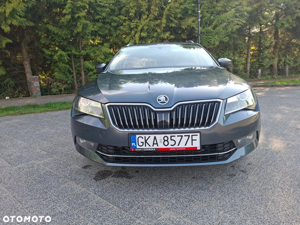 Skoda Superb 2.0 TDI SCR Style DSG - 10