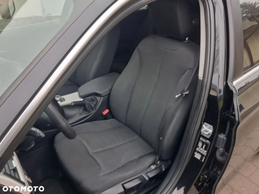 BMW Seria 3 316d Modern Line - 16