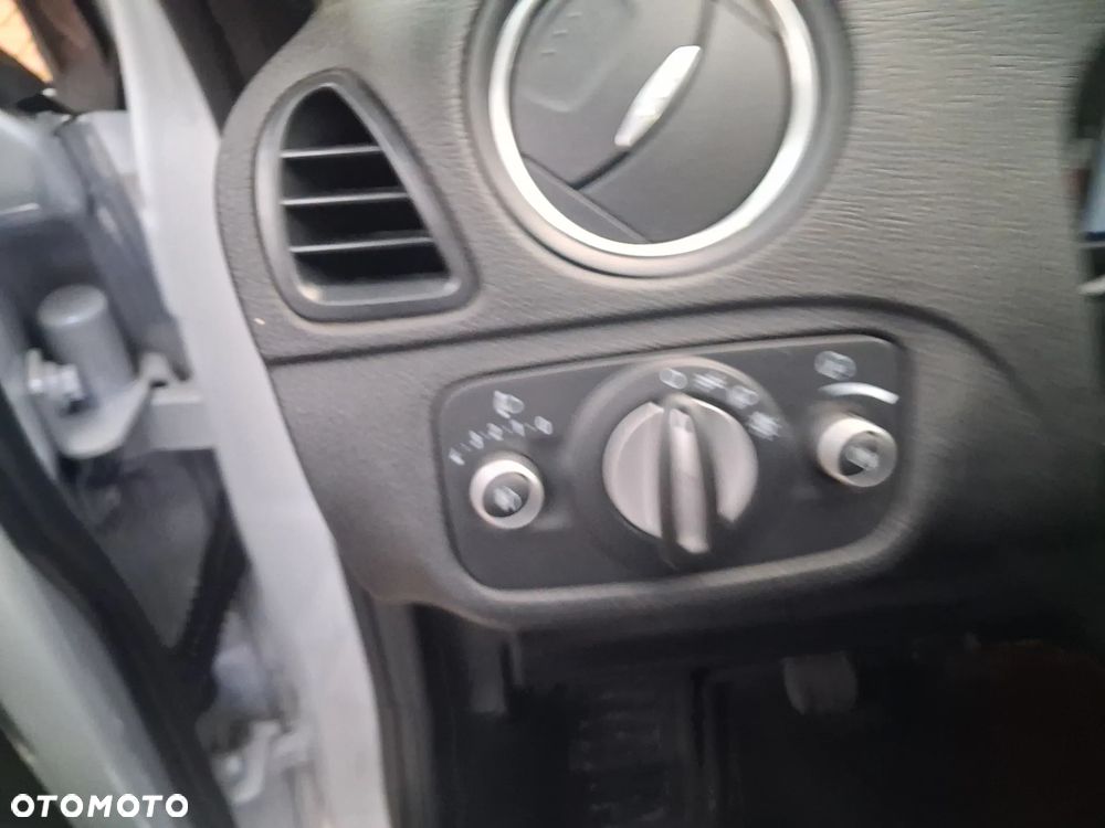 Ford S-Max 2.0 TDCi Titanium - 22