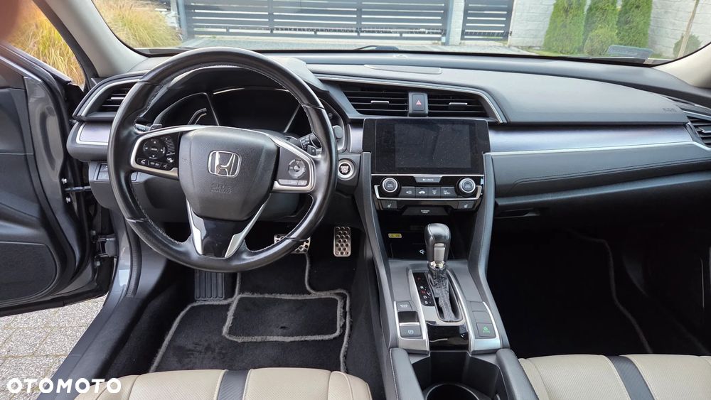 Honda Civic 1.5 T Executive CVT - 18