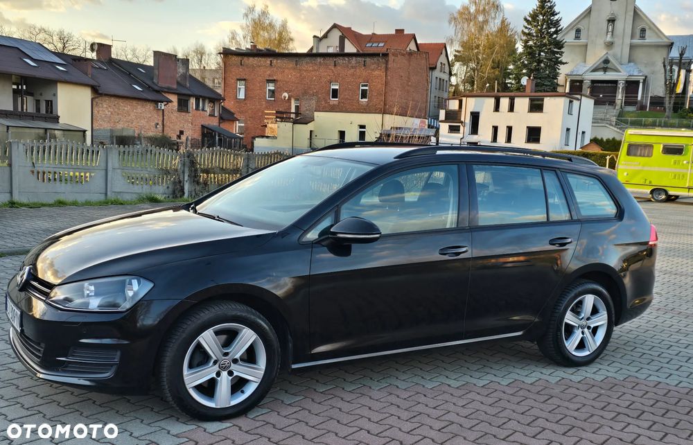 Volkswagen Golf 1.6 TDI BlueMotion Comfortline - 6