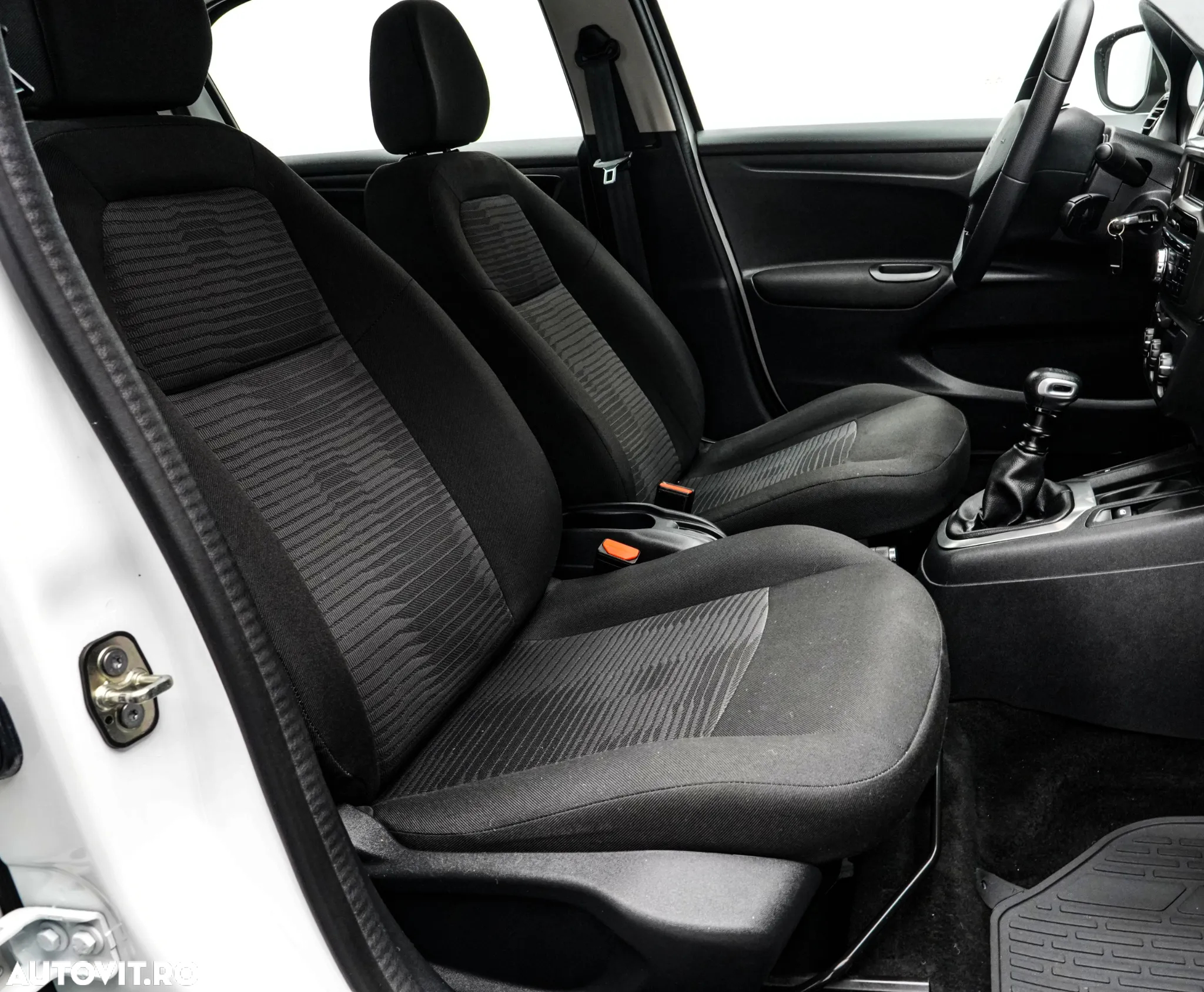Peugeot 301 1.5 BlueHDI FAP Allure - 15