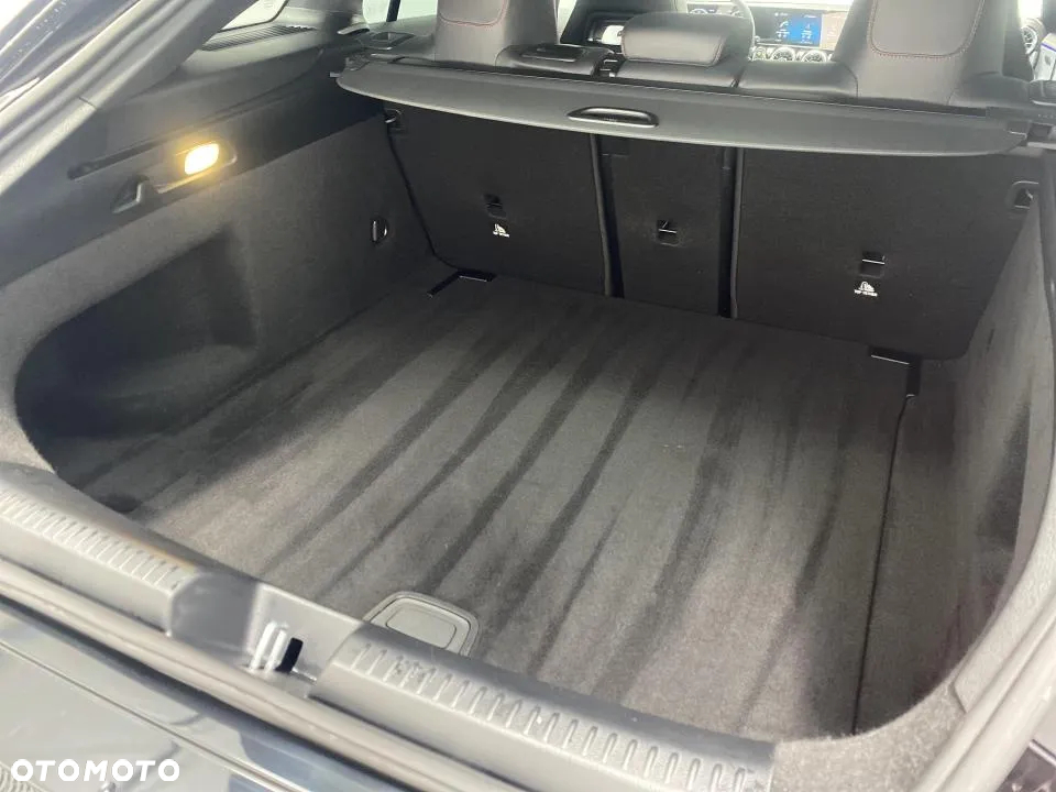 Mercedes-Benz CLA 200 d 4-Matic AMG Line 8G-DCT - 16