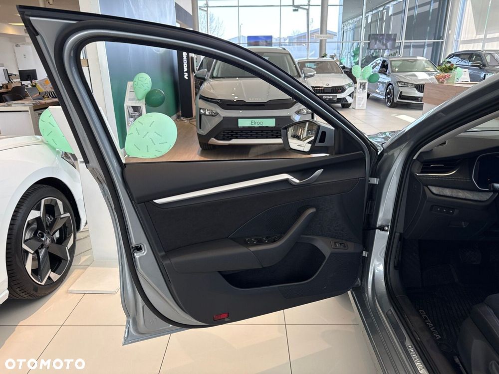 Skoda Octavia 2.0 TDI Drive Selection DSG - 13