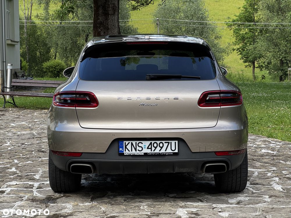 Porsche Macan - 4