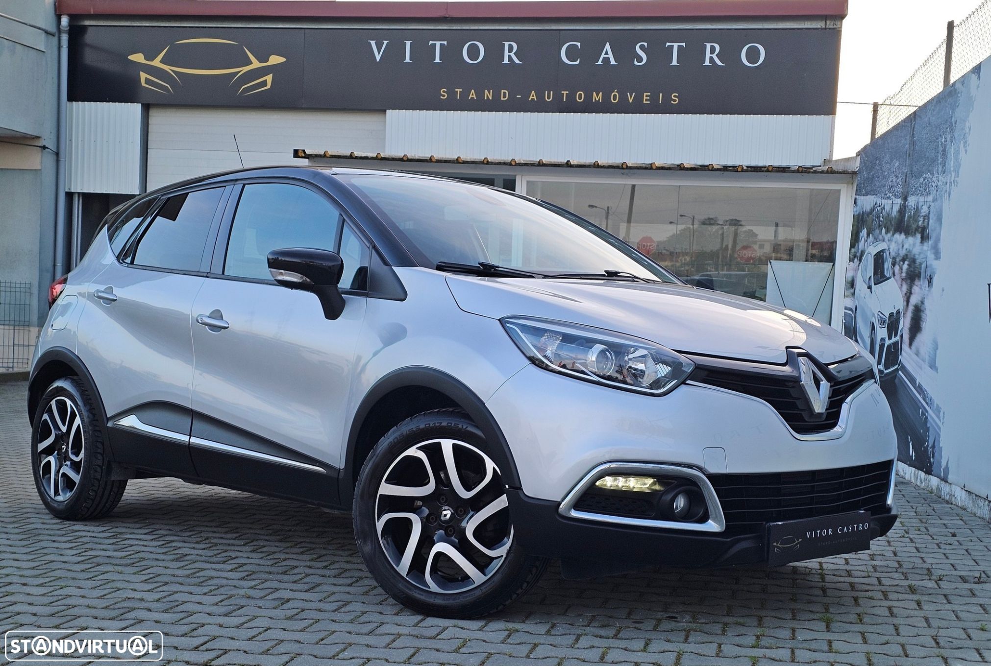 Renault Captur 1.5 dCi Expression - 1